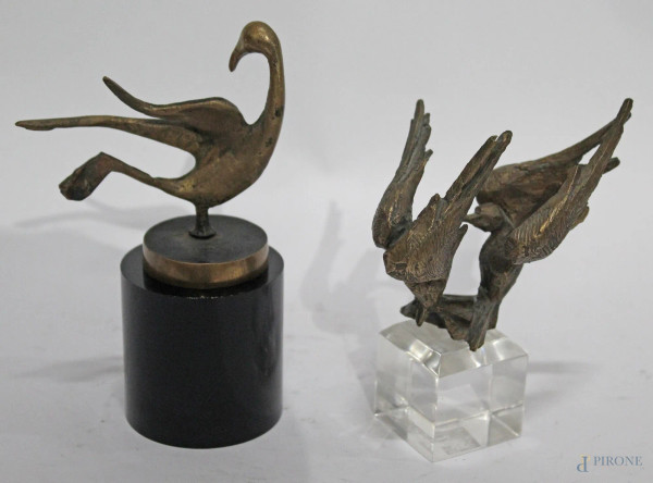 Uccelli Lotto Di Due Sculture In Bronzo Dorato Con Basi Uno Firmata