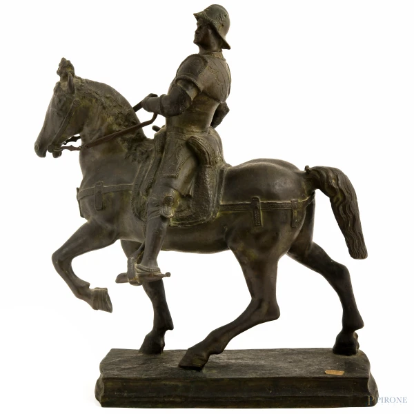 Scultura equestre in bronzo raffigurante Bartolomeo Colleoni, cm 60x50x27, inizi del XX secolo iscritto alla base Andrea del Verrocchio 1496