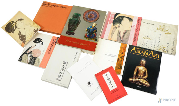 Lotto composto da 11 libri sull'arte asiatica