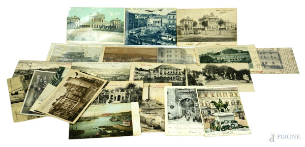 Lotto di n.22 cartoline raffiguranti scorci della città di Genova, (difetti).