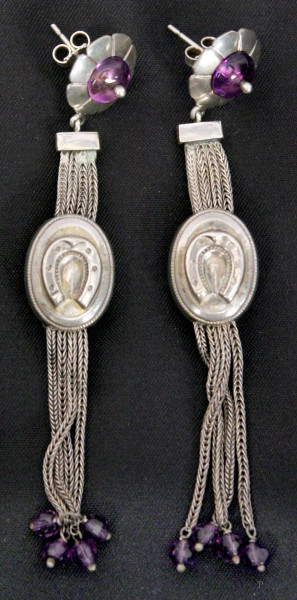 Paio di orecchini in argento con ametiste.
