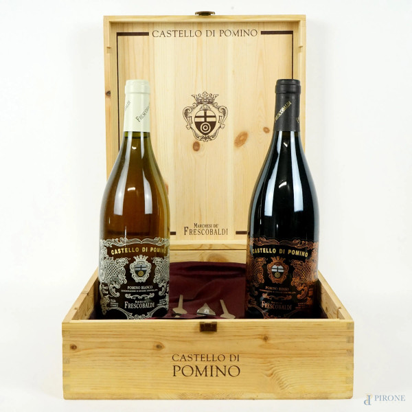 Castello di Pomino, Marchesi di Frescobaldi, vino bianco 2004 e vino rosso 2001, entro cassetta con accessori.