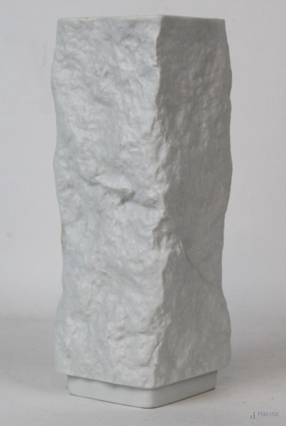 Vaso in porcellana bianca Rosenthal, marchio alla base, cm h 23,5.
