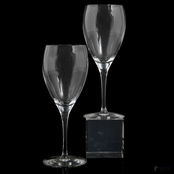 Servizio Christofle composto da ventuno bicchieri da vino e undici flutes, XX secolo, altezza mas...