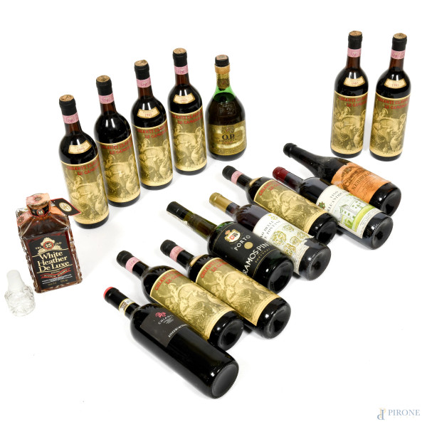 Lotto composto da 16 bottiglie di vino e  liquori