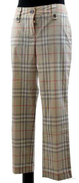Burberry London, pantalone da donna dritto  a motivo quadrettato beige, chiusura a zip e bottone, quattro tasche, taglia IT 40, (difetti).