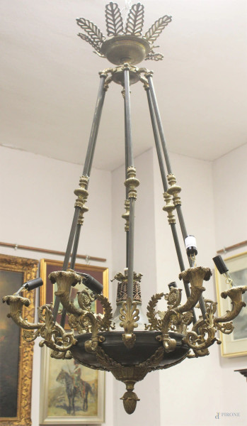 Lampadario stile Impero a sei luci, in bronzo dorato e patinato, cm h 114