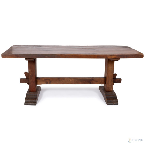 Tavolo fratino in noce, XIX secolo, cm 78x200x78, (graffi, segni di usura, difetti, scalfiture, fessurazioni)