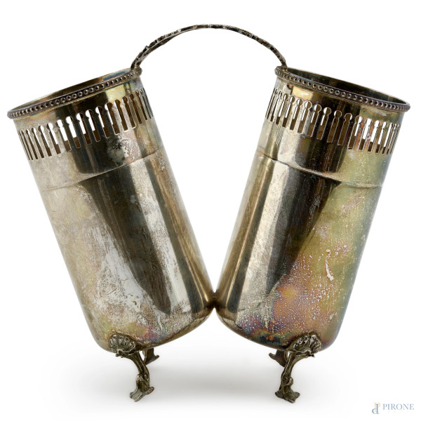 Lotto composto da tre sculture di saggi  in pietra saponaria, XX secolo, altezza massima cm 25,5, (scalfiture,  [..]