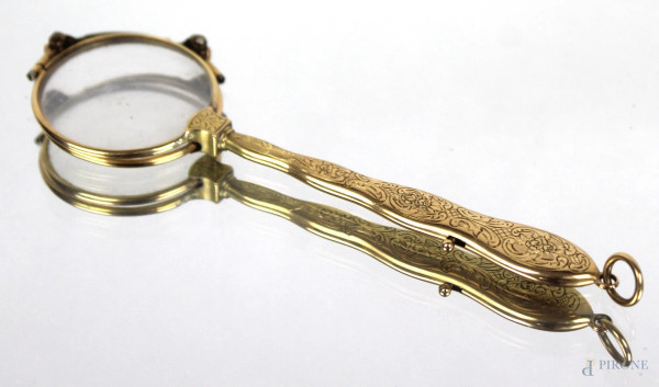 Occhiali del XIX secolo con montatura in oro 18 kt, particolari incisi gr. 26,1 (complessivi).