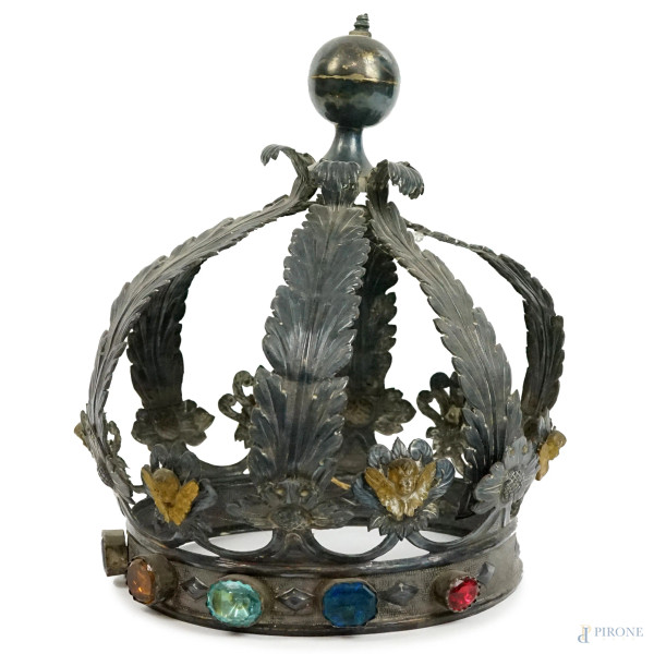Corona in argento sbalzato e cesellato, Roma, prima metà del XIX secolo