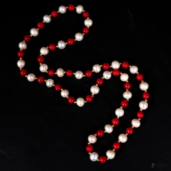 Collana di perle e corallo, lunghezza cm 70