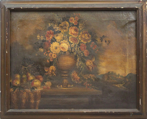 Natura morta, vaso con fiori e frutta, olio su tela, cm 63x80, XIX secolo, entro cornice, (difetti alla tela).