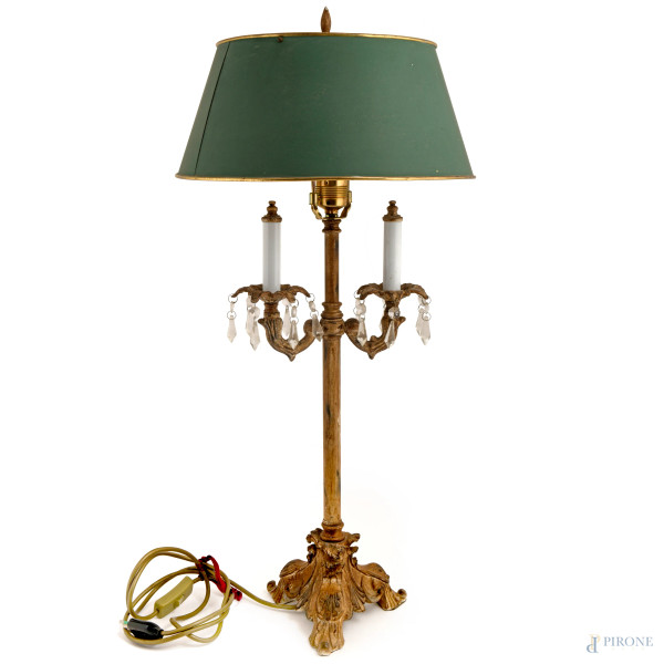 Lampada da tavolo in metallo dorato a due fuochi, XX secolo, altezza cm 76, (difetti, da revisionare)