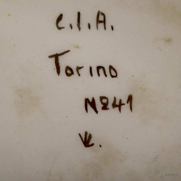 Ceramica CIA Torino, gruppo in ceramica policroma e dorata raffigurante pastorella con capretta e...