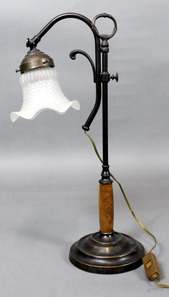 Lampada da tavolo in ottone, altezza cm. 46 