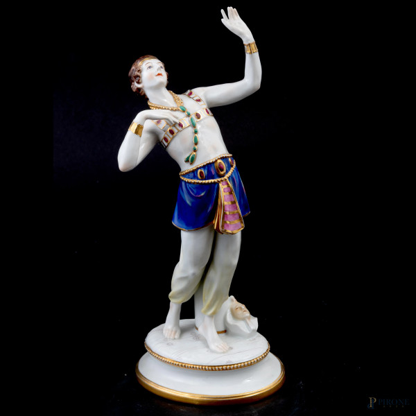 Scultura in porcellana  tedesca raffigurante danzatrice, XX secolo, altezza cm 28, (lievi segni di usura)