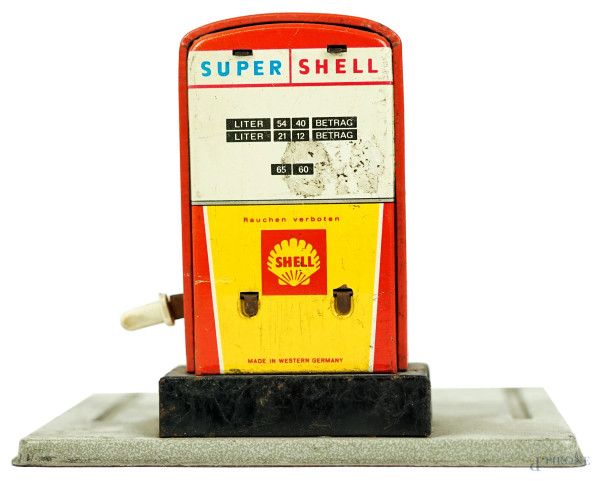 Shell, miniatura giocattolo di pompa di benzina in latta, cm h 9x11,5x8,5, XX secolo, (segni del tempo).