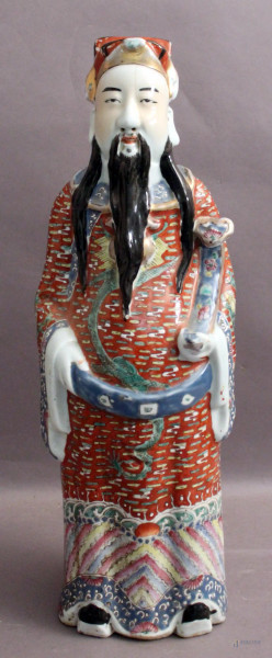 Dignitario orientale, scultura in porcellana policroma, H 48 cm.