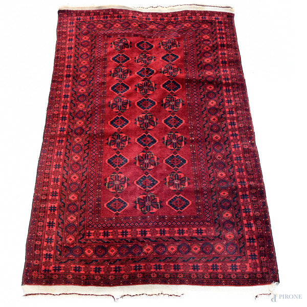 Tappeto bukara, cm 209x128, (usura del tempo, lievi difetti)