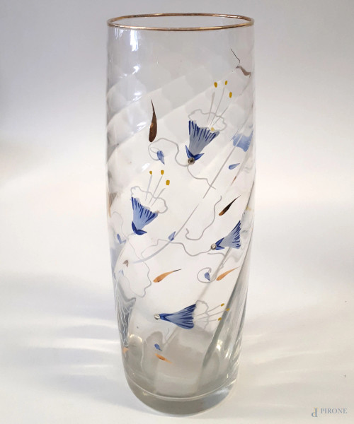 Vaso da fiori in cristallo decorato a mano con motivi floreali e rifiniture in oro zecchino, altezza cm 30, firmato
