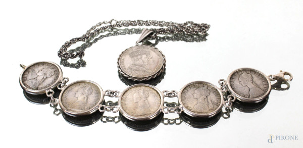 Bracciale e collana con monete in argento, cinque monete da 500 Lire ed una moneta da 1 tallero Prussia, 1861