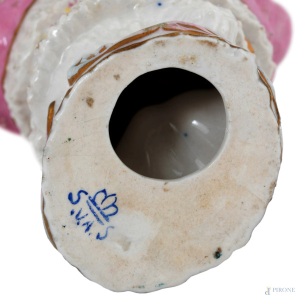 Lotto di sei sculturine in porcellana S.V.A.S. raffiguranti animali danzantri e musicanti, XIX se...