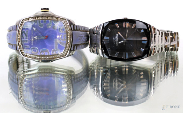 Lotto di due orologi da polso da donna Chronotech, in acciaio e caucciù, (difetti, meccanismi da revisionare)