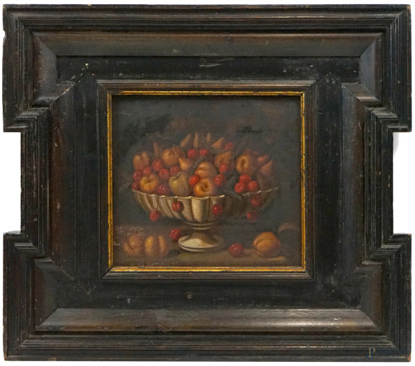 Natura morta - fruttiera con ciliegie mele e pere, antico dipinto ad olio su rame, cm 34x38, entro cornice, (difetti).