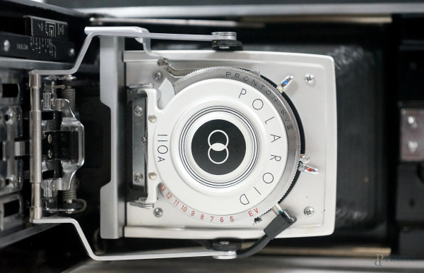 Macchina fotografica Polaroid modello 110A (parti mancati)