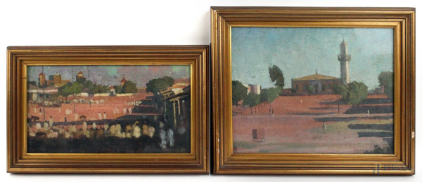 Due dipinti ad olio su tela raffiguranti scorci di citt&#224;, misure cm. 24x29 e 17,5x21, siglati, entro cornice.