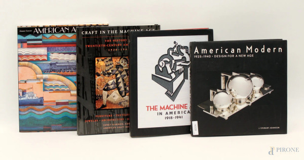 Lotto composto da quattro libri sull&#39;arte in America.