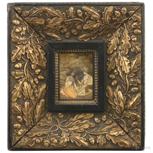 Miniatura raffigurante scena di corteggiamento orientale, XX secolo, entro cornice, misure complessive cm 17,5x15,5, (lievi segni di usura)
