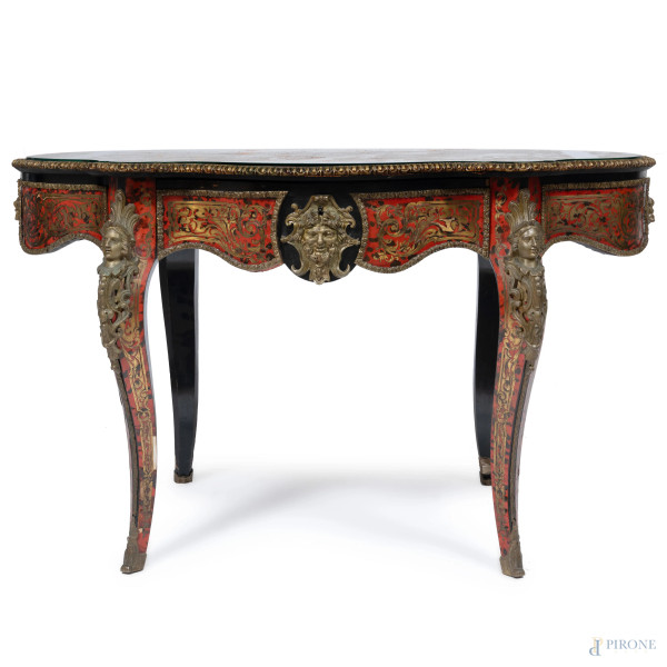 Tavolo in stile Boulle con piano sagomato in vetro, XX secolo, cm 76x125x77, (segni di usura, sollevamenti scalfiture, difetti, graffi, mancanze, rotture)