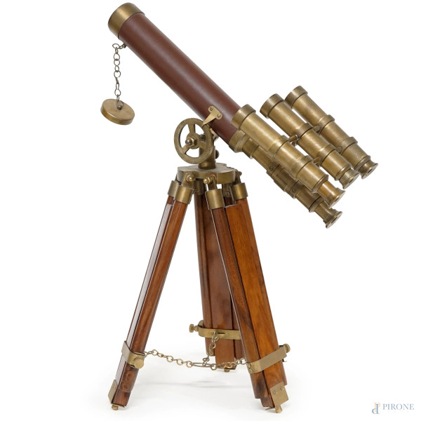 Telescopio con treppiedi in metallo dorato, legno e pelle, XX secolo, cm 45x35 (difetti)