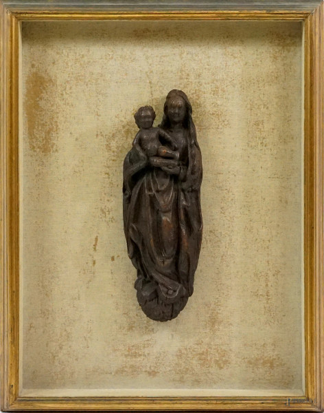 Immacolata Concezione con il Bambino, scultura lignea, area tedesca, XIX secolo, cm h 37,5, entro cornice