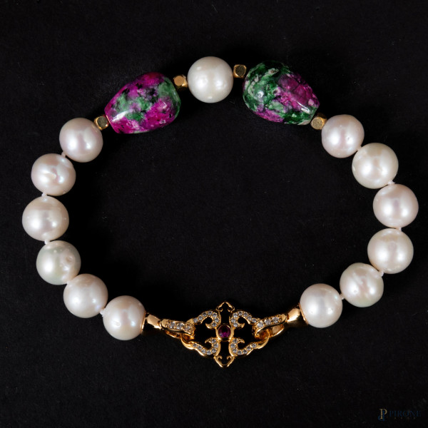 Parure con perle, zoisite e argento , lunghezza collana cm 60; lunghezza bracciale cm 20
