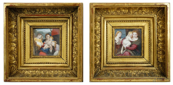 Due miniature dipinte raffiguranti "Madonna con Bambino e Santa Caterina da Siena" e "Madonna con Bambino e Santa", cm 7,5x7,5 circa, XIX secolo, entro cornici.