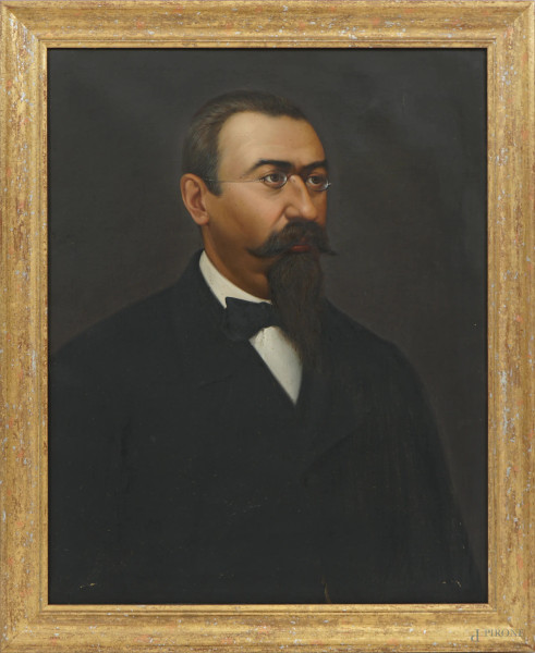 Specchiera con cornice in legno intagliato e dorato, inizio XX secolo, cm 67x47, (difetti)