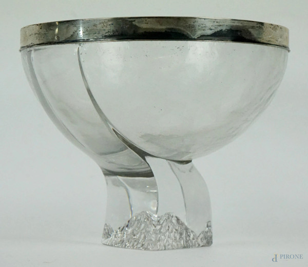 Alzata centrotavola di linea circolare in cristallo con bordo in argento, cm h 16x20, XX secolo