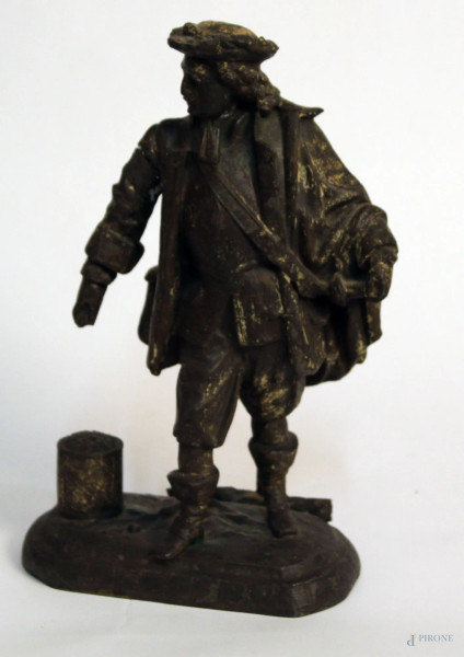 Soldato, scultura in metallo, h 23 cm.