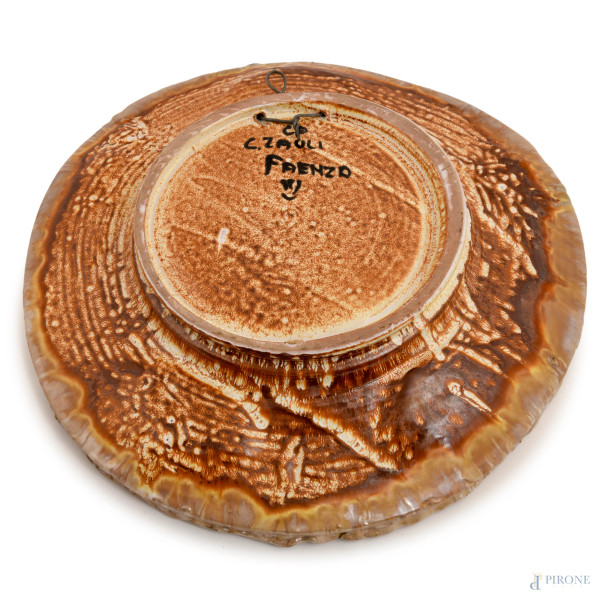 Carlo Zauli (Faenza 1926 – 2002), Piatto in ceramica con decorazione centrale su sfondo giallo e ...