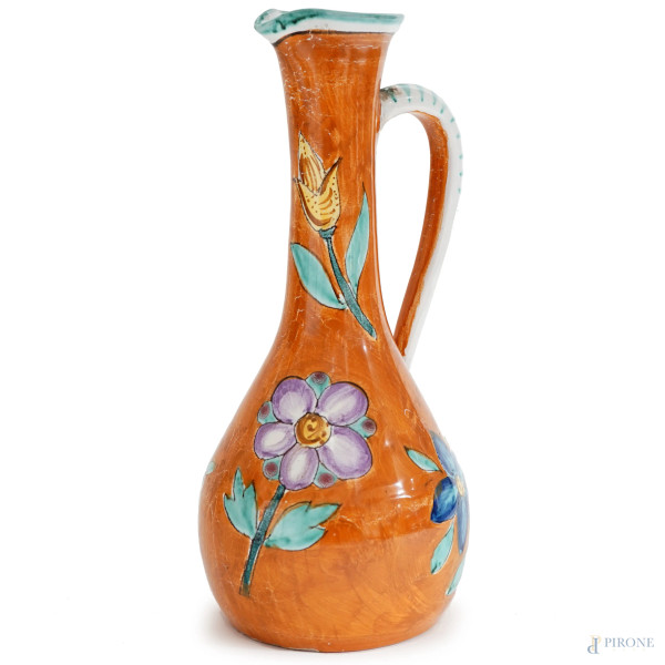 Caraffa "La Vietrese" in ceramica smaltata policroma, decori floreali dipinti a mano, cm h 27,5