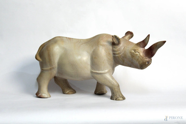 Rinoceronte, scultura in marmo, h 27 cm.