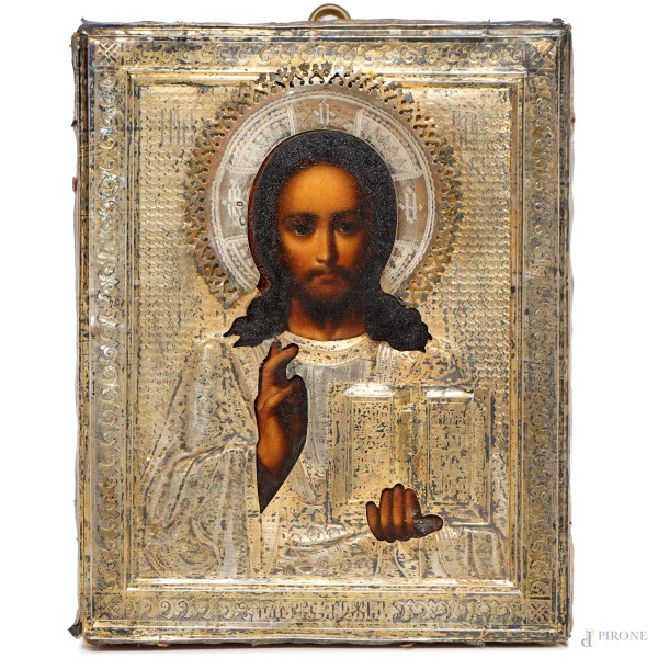 Icona Russa raffigurante cristo benedicente, con riza in argento, XX secolo, cm 22,5x18, (difetti)