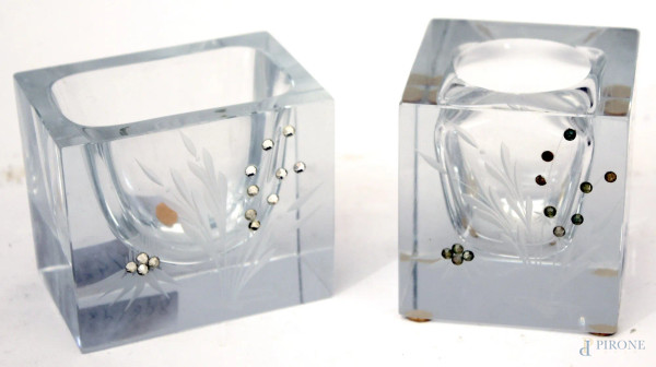 Lotto composto da un portapenne ed un porta accendino in cristallo, H. max. 8 cm