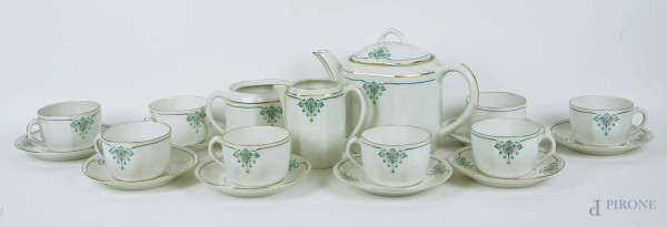 Servizio da thè  in porcellana bianca, decori floreali in verde, lumeggiature dorate, marca sotto la base. 