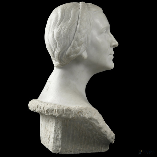 Kiril Todorov (Brest, 1902 – Roma, 1987), busto in marmo raffigurante figura femminile, firmato e...