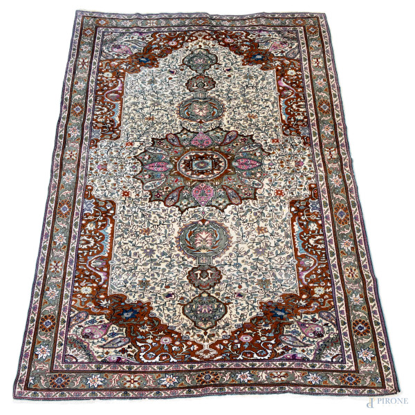 Tappeto, cm 197x291, (difetti)
