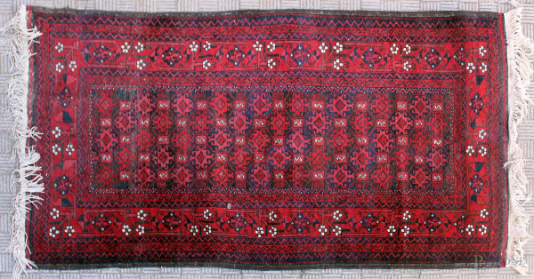 Antico tappeto afgano, cm 160 x 90.
